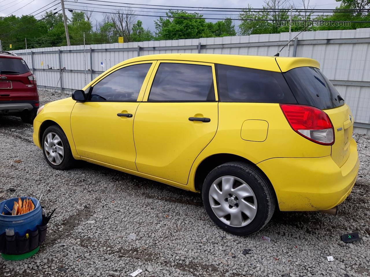 2004 Toyota Corolla Matrix Xr Yellow vin: 2T1KR32E14C215083