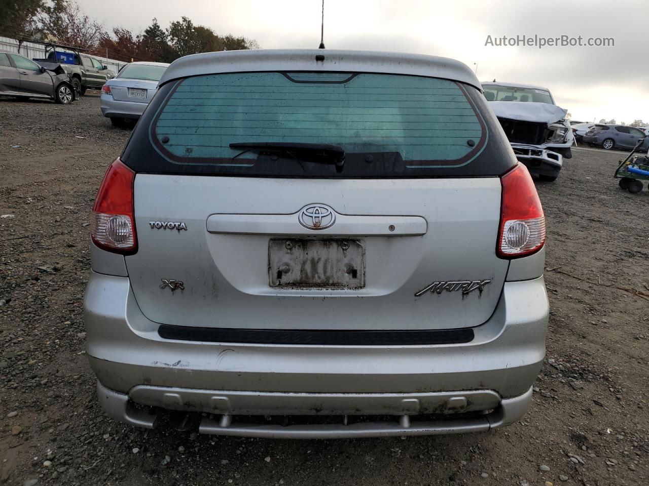 2003 Toyota Corolla Matrix Xr White vin: 2T1KR32E33C080607