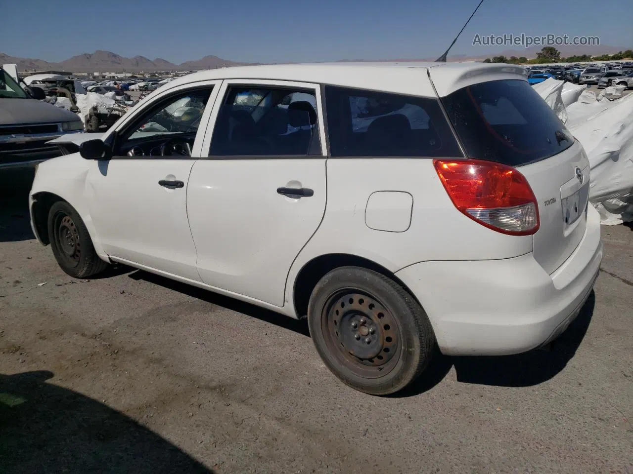 2003 Toyota Corolla Matrix Xr White vin: 2T1KR32E83C090792