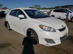 2010 Toyota Corolla Matrix  White vin: 2T1KU4EE1AC385570