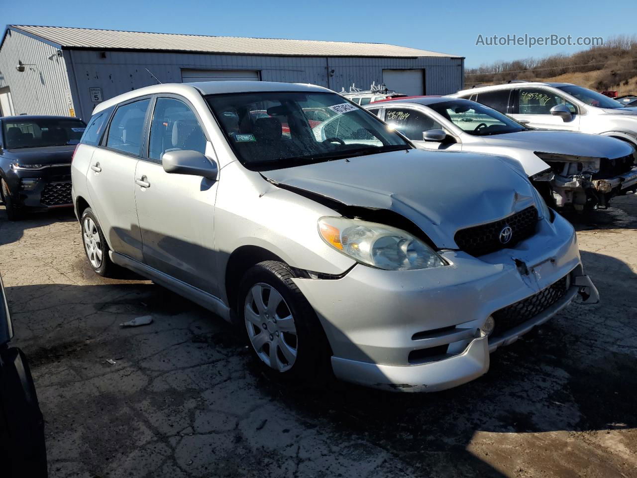 2004 Toyota Corolla Matrix Base Silver vin: 2T1LR32E64C222065