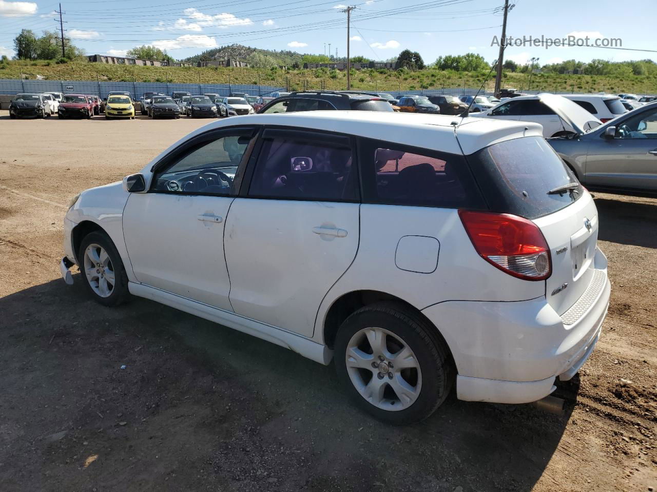 2003 Toyota Corolla Matrix Base White vin: 2T1LR38EX3C155377