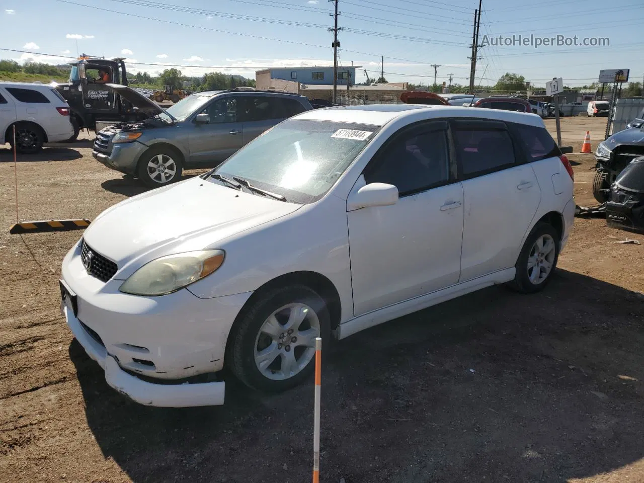 2003 Toyota Corolla Matrix Base White vin: 2T1LR38EX3C155377