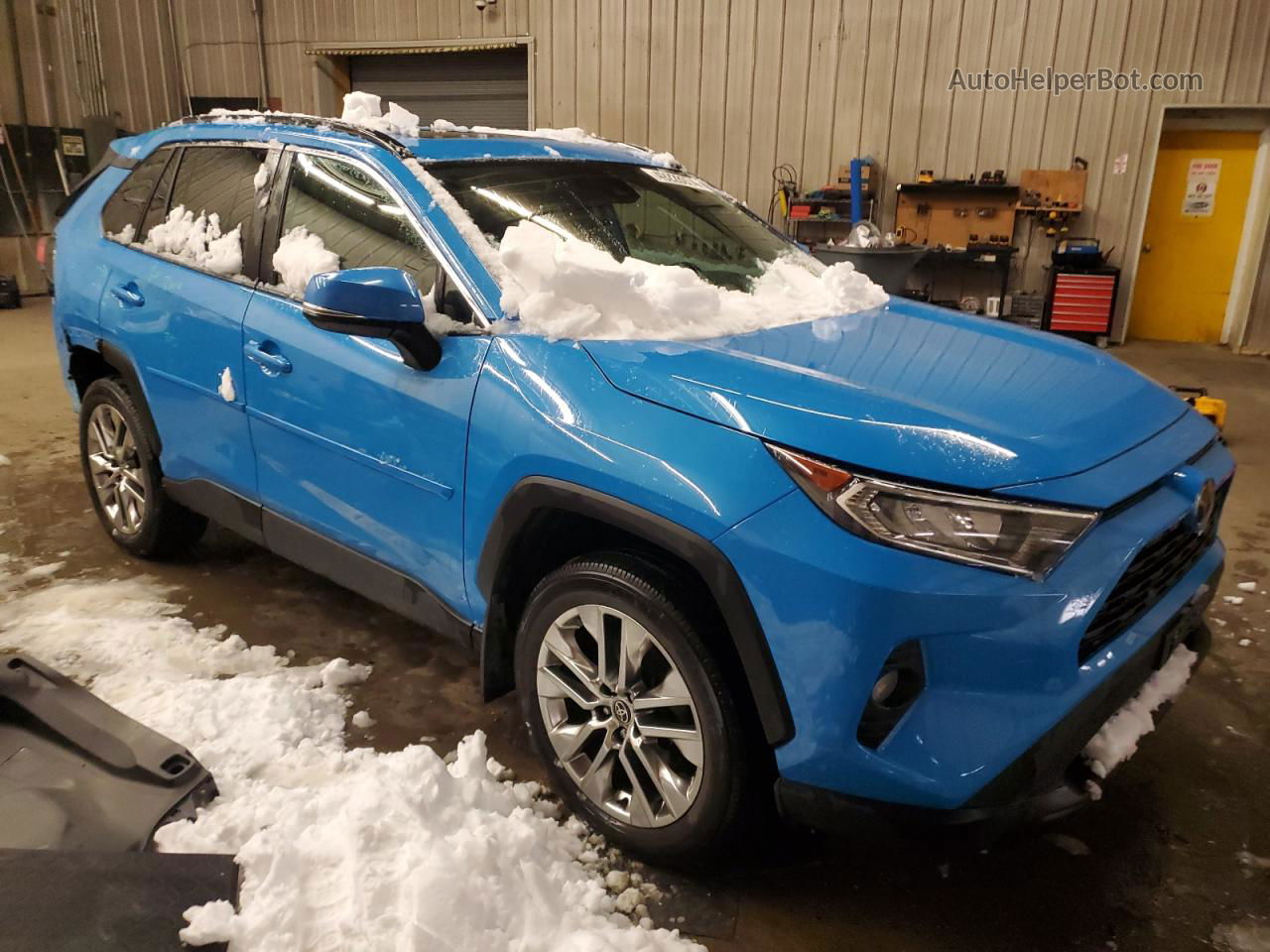 2021 Toyota Rav4 Xle Premium Blue vin: 2T3A1RFV1MW233752