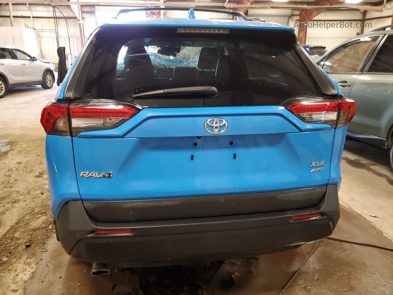 2019 Toyota Rav4 Xle Premium Blue vin: 2T3A1RFV8KC034678