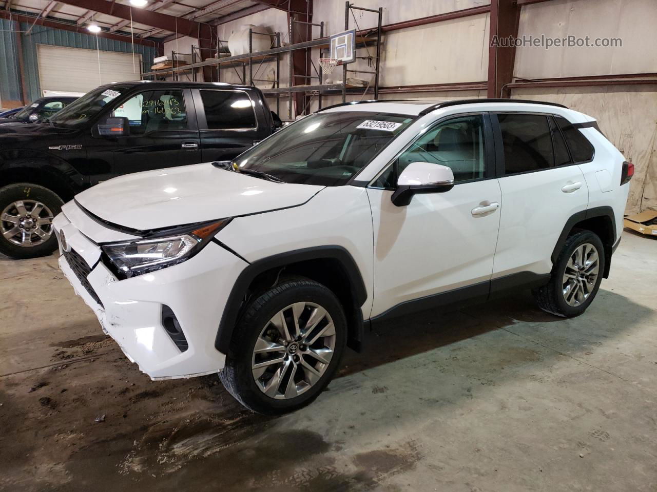 2019 Toyota Rav4 Xle Premium Белый vin: 2T3A1RFV8KW083474