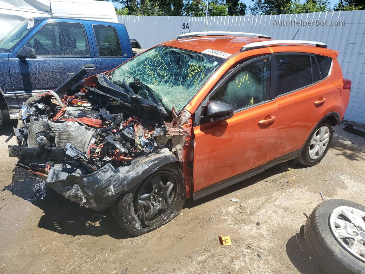 2015 Toyota Rav4 Le Orange vin: 2T3BFREV3FW291422