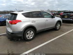 2015 Toyota Rav4 Le Silver vin: 2T3BFREV3FW357743