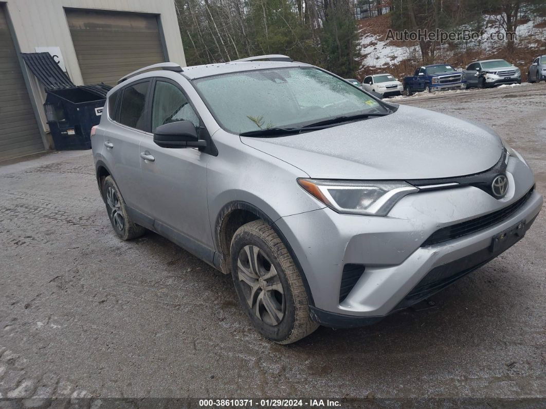 2017 Toyota Rav4 Le Серебряный vin: 2T3BFREV5HW598223