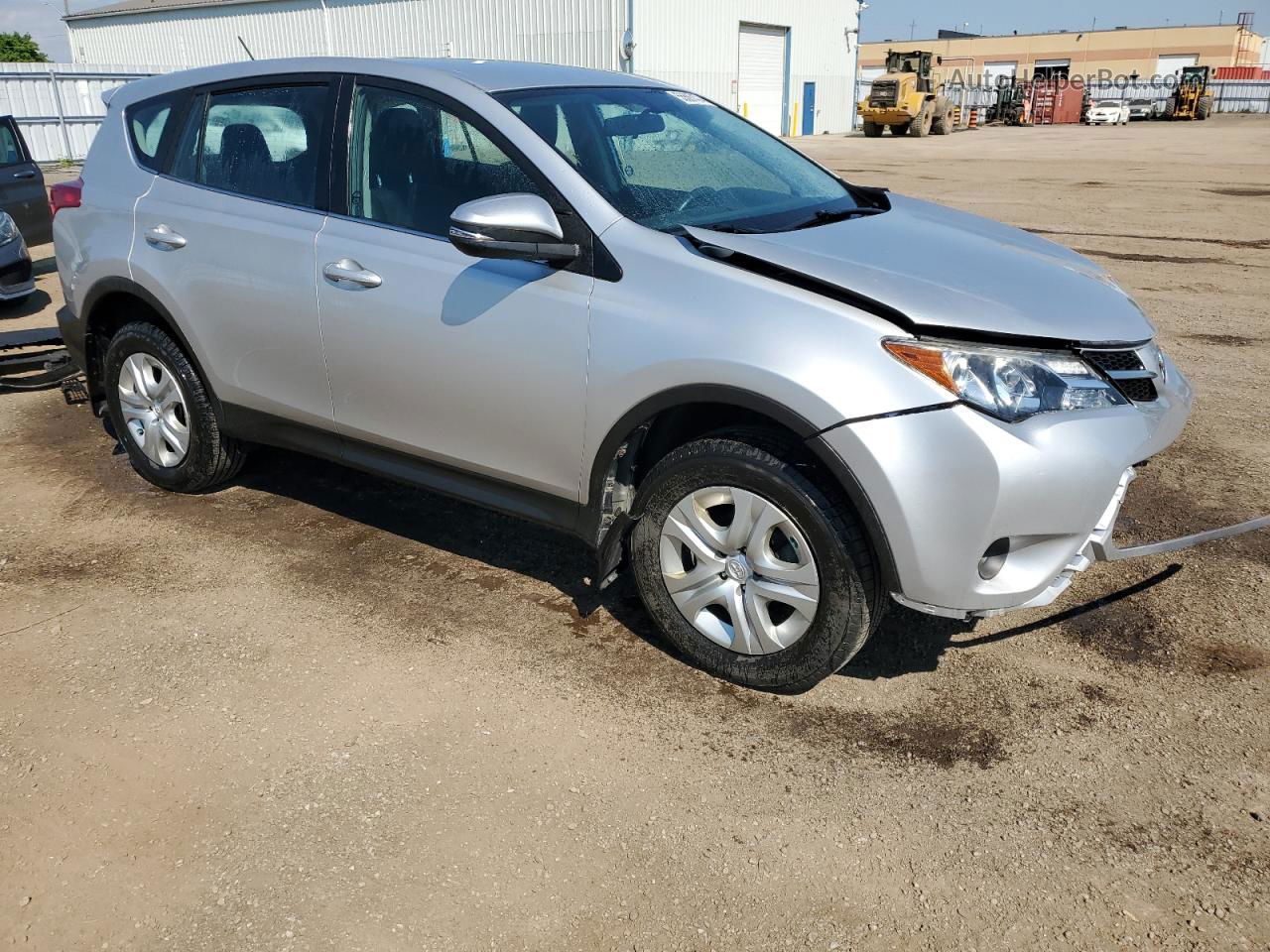 2015 Toyota Rav4 Le Серебряный vin: 2T3BFREV7FW332165