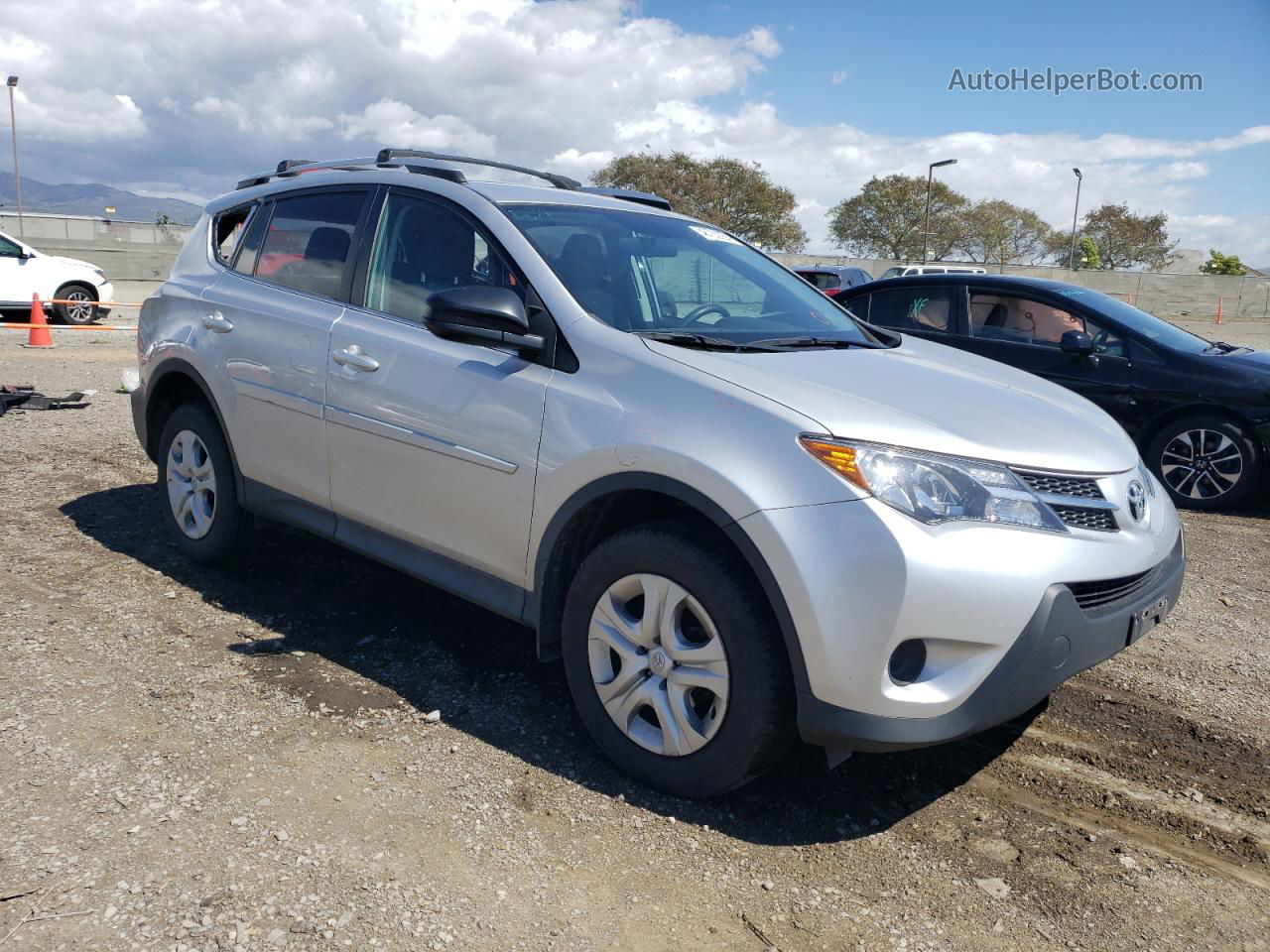 2015 Toyota Rav4 Le Silver vin: 2T3BFREV8FW406340