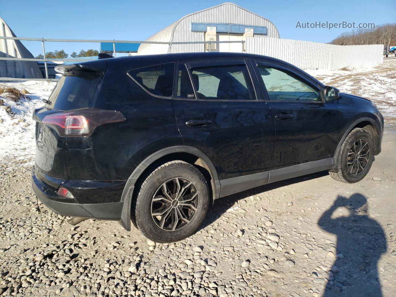 2018 Toyota Rav4 Le Black vin: 2T3BFREV9JW836385