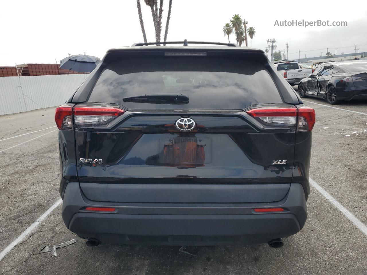 2021 Toyota Rav4 Xle Premium Black vin: 2T3C1RFV3MC089535