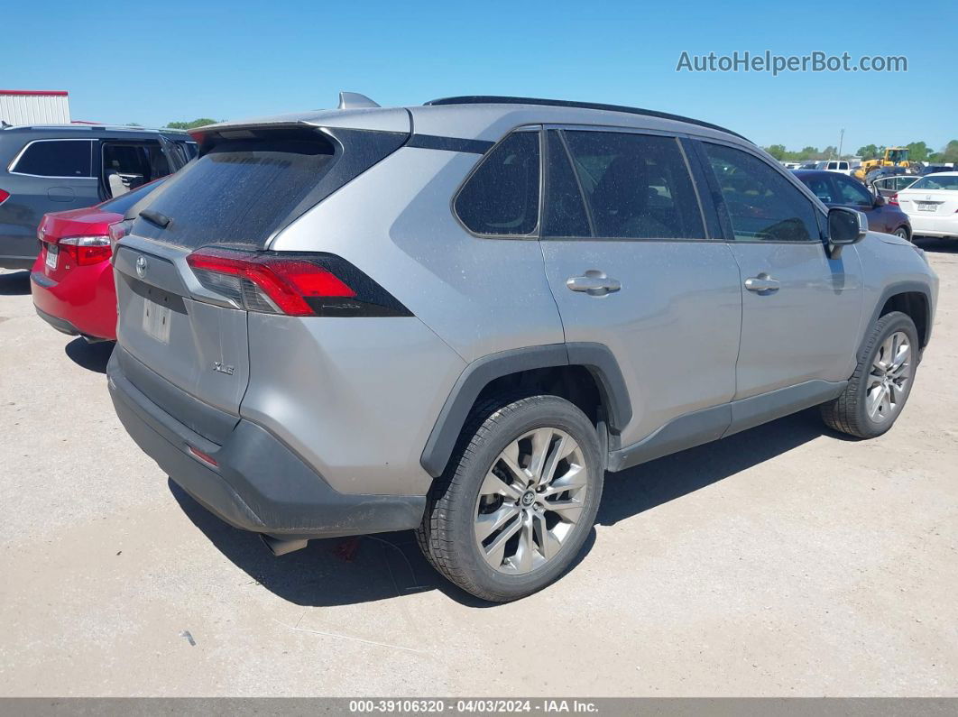 2021 Toyota Rav4 Xle Premium Серебряный vin: 2T3C1RFV7MC090283