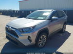 2021 Toyota Rav4 Xle Premium Серебряный vin: 2T3C1RFV7MC090283