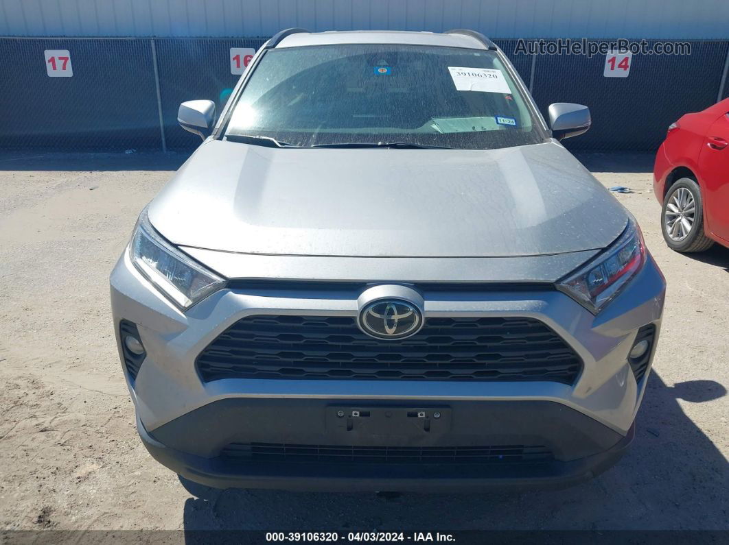 2021 Toyota Rav4 Xle Premium Серебряный vin: 2T3C1RFV7MC090283