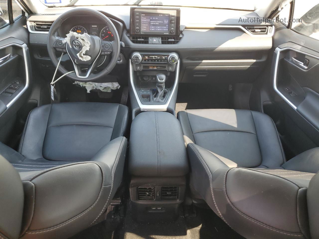 2021 Toyota Rav4 Xle Premium Белый vin: 2T3C1RFVXMW154220