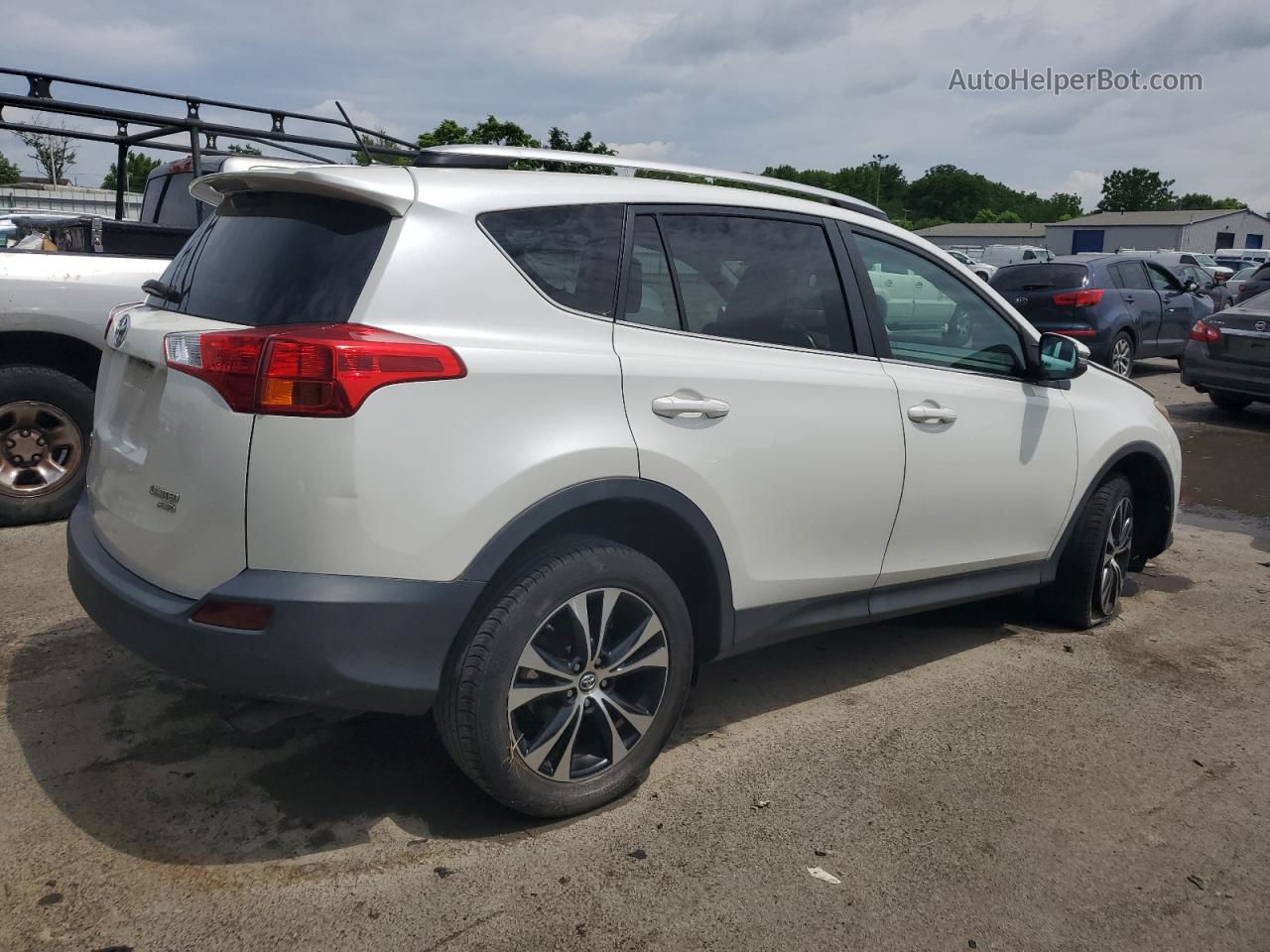 2015 Toyota Rav4 Limited White vin: 2T3DFREV0FW336972