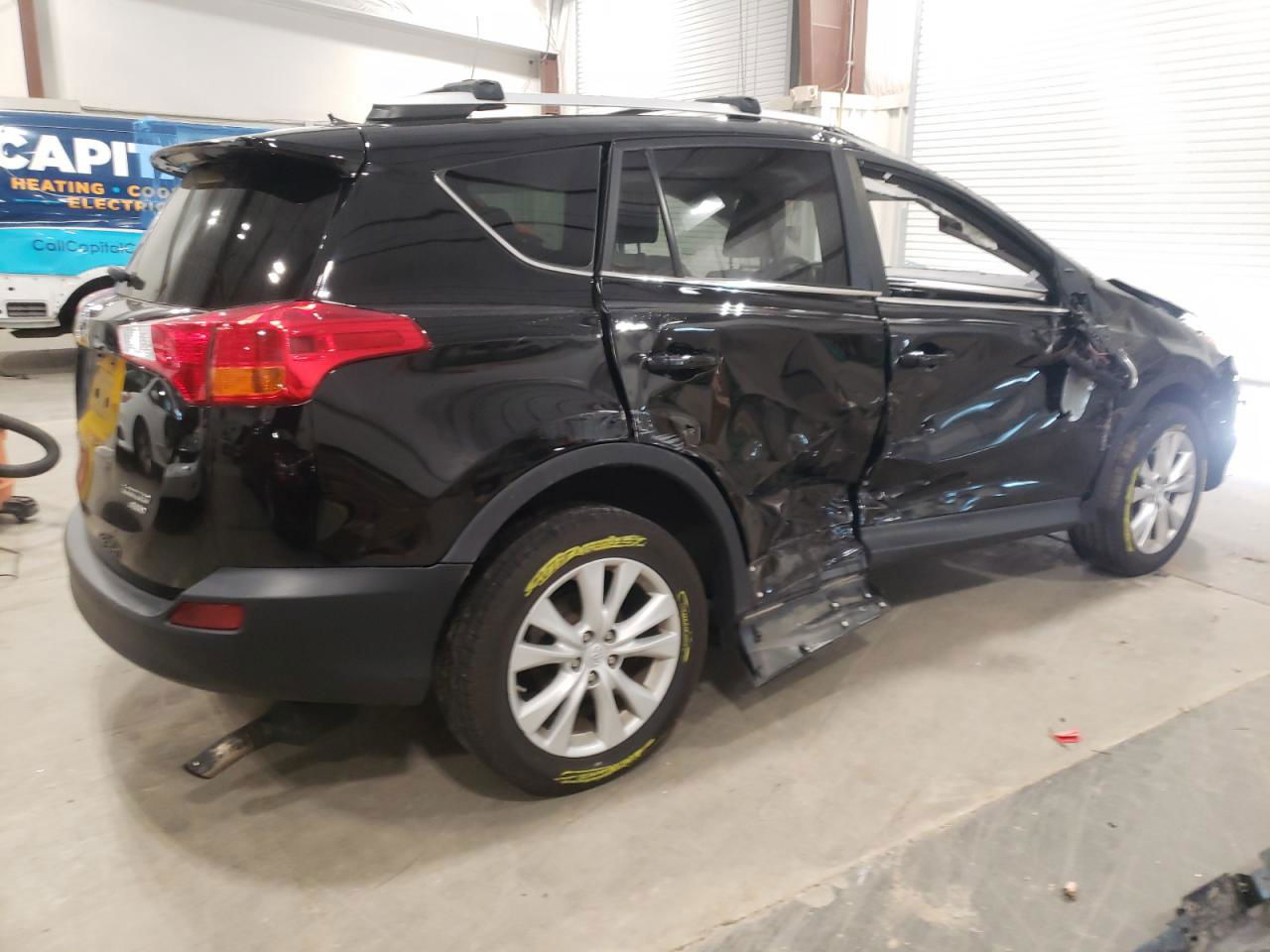 2015 Toyota Rav4 Limited Черный vin: 2T3DFREV2FW394775