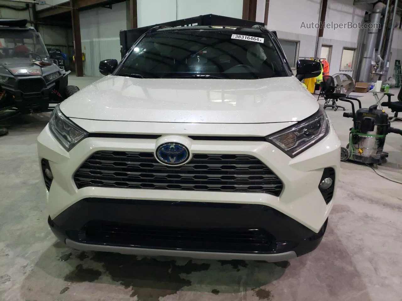 2019 Toyota Rav4 Xse White vin: 2T3EWRFV0KW034708