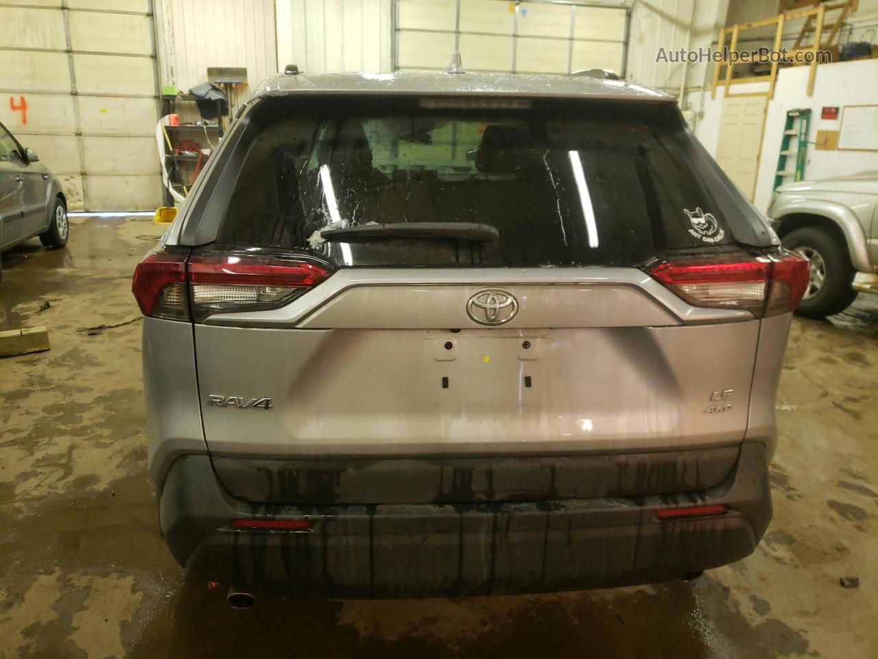 2019 Toyota Rav4 Le Silver vin: 2T3G1RFV2KW012555