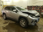 2019 Toyota Rav4 Le Серебряный vin: 2T3G1RFV2KW012555