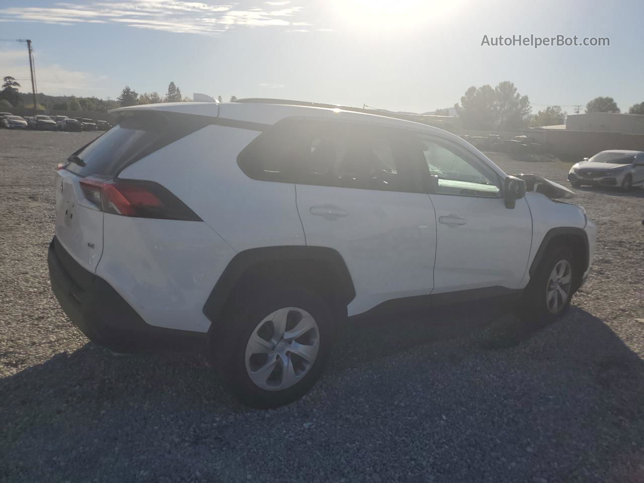 2021 Toyota Rav4 Le White vin: 2T3H1RFV0MC111609