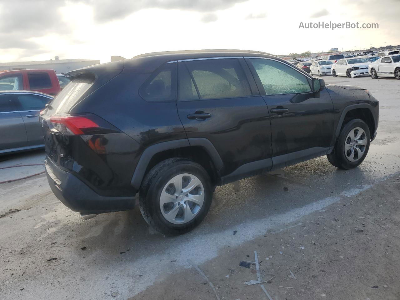 2019 Toyota Rav4 Le Black vin: 2T3H1RFV4KW043441