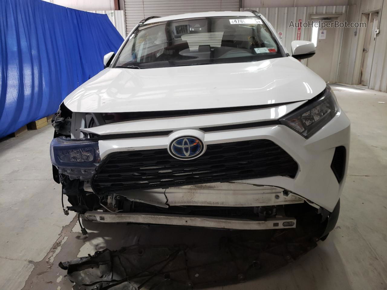 2021 Toyota Rav4 Le White vin: 2T3MWRFV8MW117768