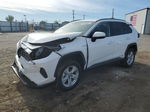 2019 Toyota Rav4 Le White vin: 2T3MWRFV9KW031043