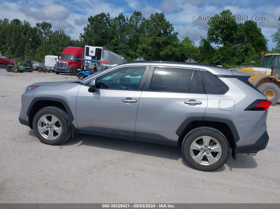 2021 Toyota Rav4 Xle Silver vin: 2T3P1RFV0MC241160