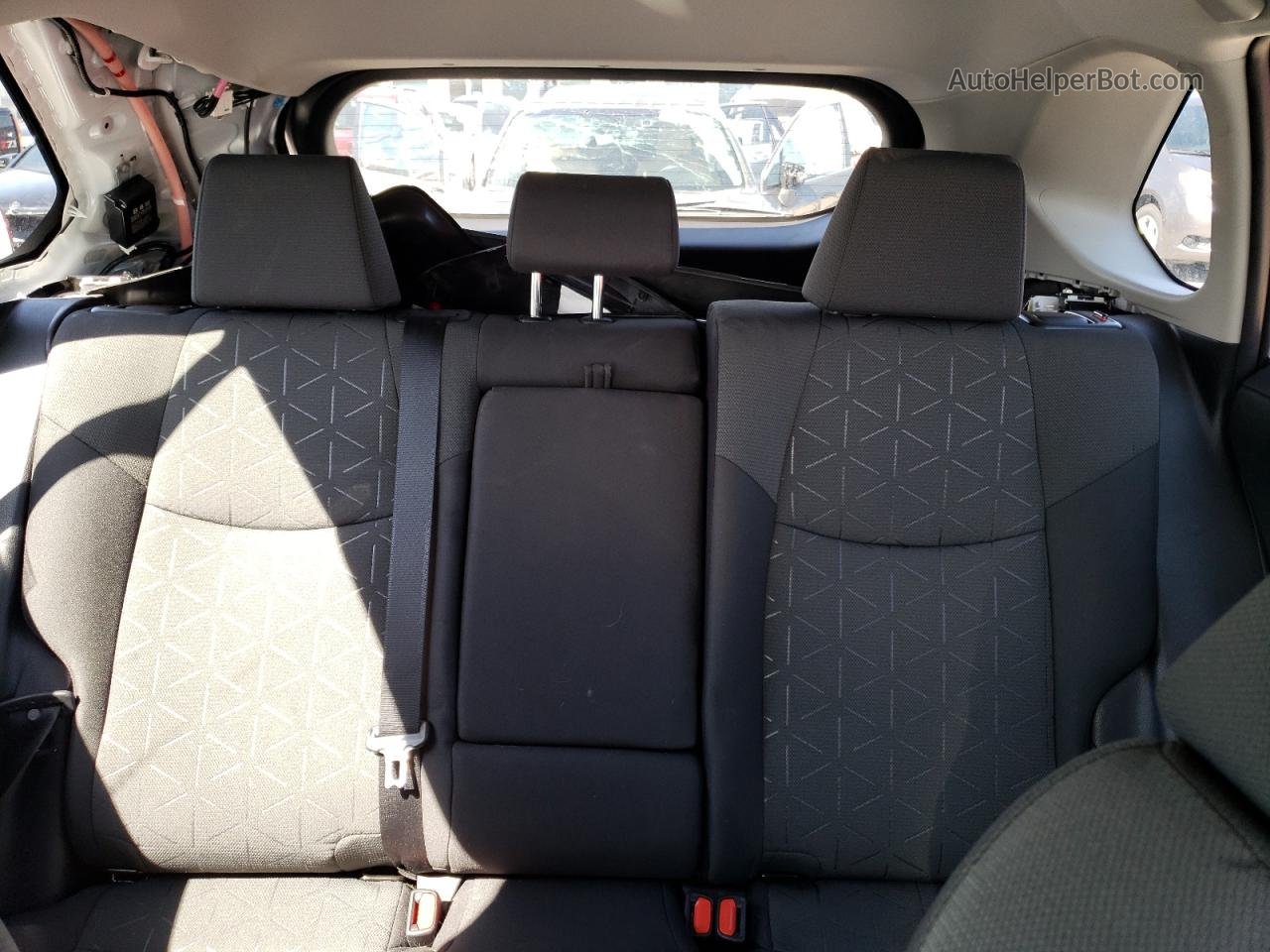 2021 Toyota Rav4 Xle Белый vin: 2T3P1RFV2MC230953