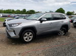 2020 Toyota Rav4 Xle Серебряный vin: 2T3P1RFV3LW133967