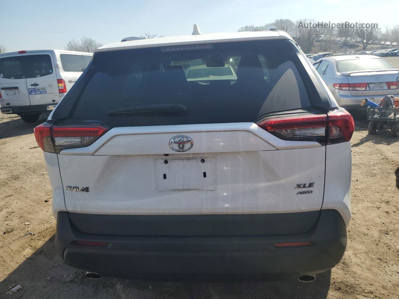 2021 Toyota Rav4 Xle White vin: 2T3P1RFV3MW160121