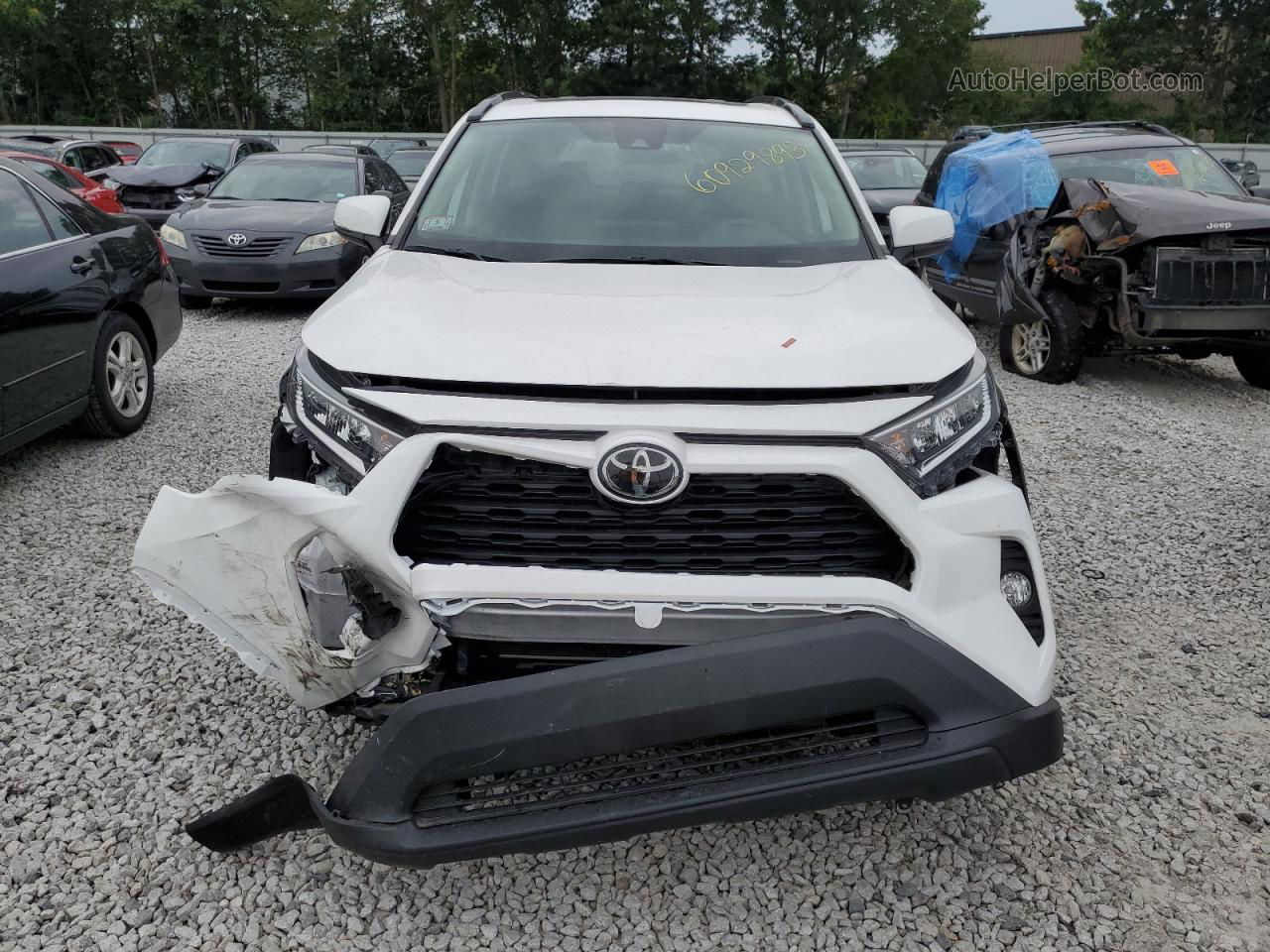 2019 Toyota Rav4 Xle White vin: 2T3P1RFV4KC038172