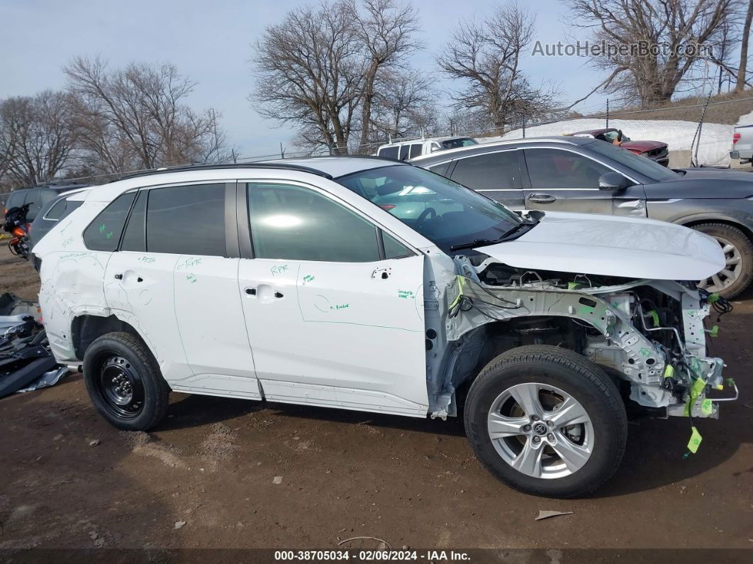 2021 Toyota Rav4 Xle Белый vin: 2T3P1RFV4MC192268