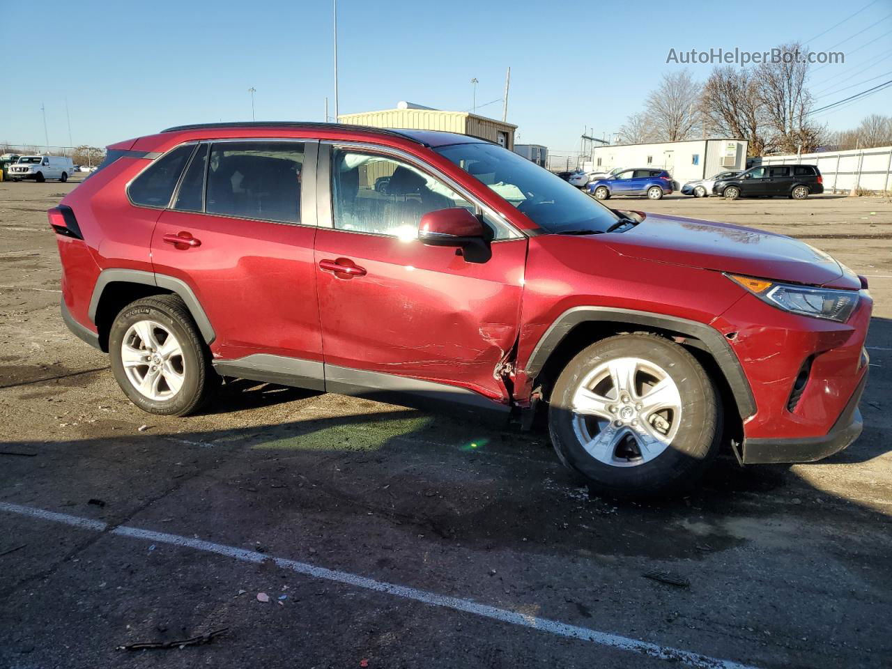 2021 Toyota Rav4 Xle Красный vin: 2T3P1RFV4MW242133