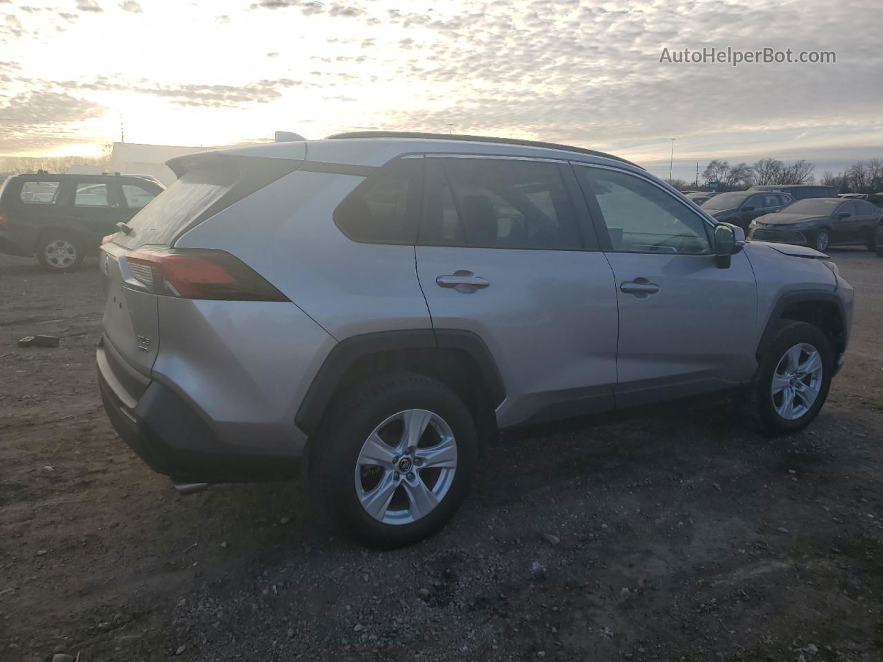 2019 Toyota Rav4 Xle Серый vin: 2T3P1RFV6KC018036