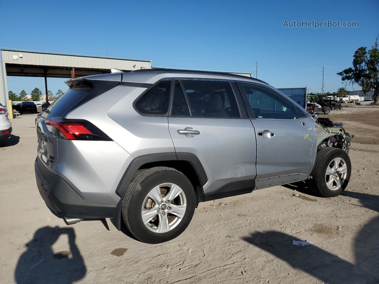 2020 Toyota Rav4 Xle Silver vin: 2T3P1RFV6LC134693