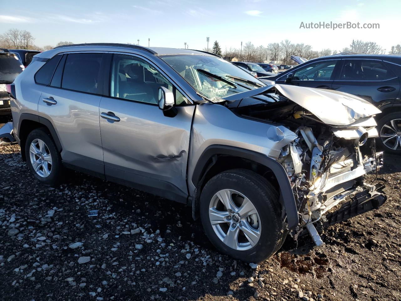 2021 Toyota Rav4 Xle Silver vin: 2T3P1RFV6MC237792