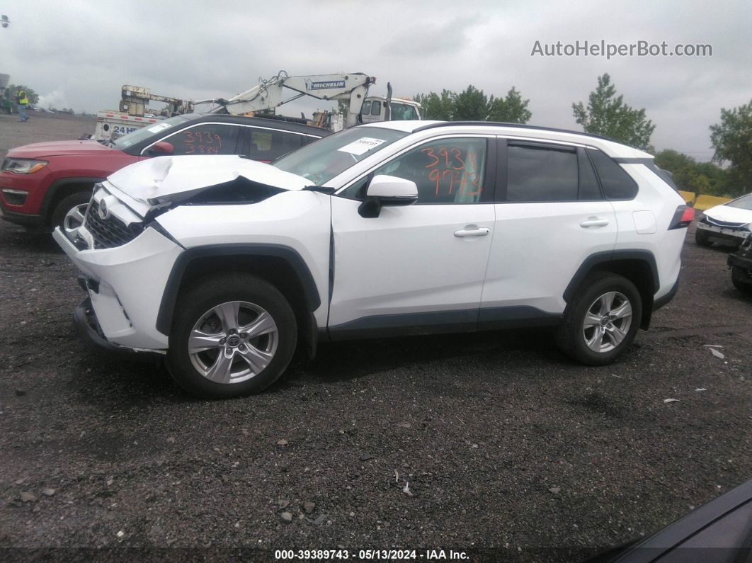 2021 Toyota Rav4 Xle Белый vin: 2T3P1RFV6MW184235