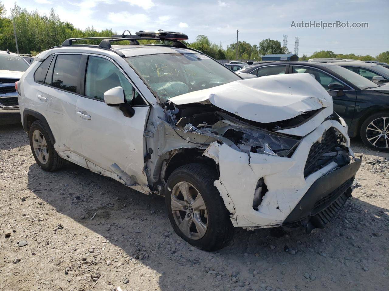 2019 Toyota Rav4 Xle White vin: 2T3P1RFV9KW007935