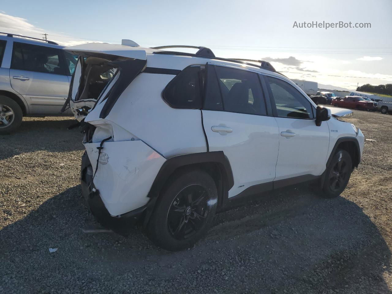 2021 Toyota Rav4 Xle White vin: 2T3R6RFV6MW004665