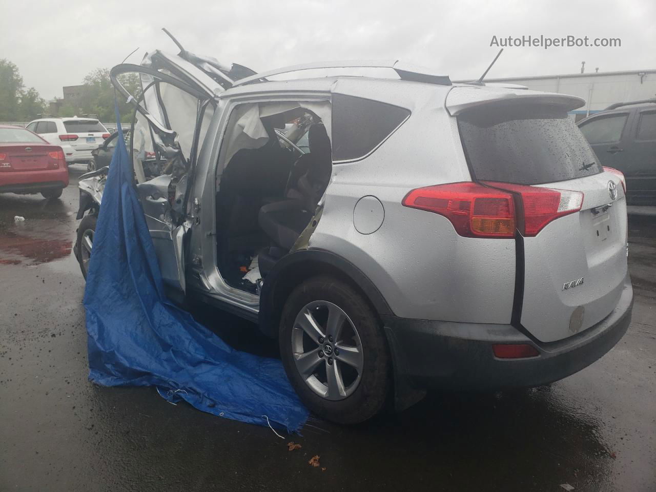 2015 Toyota Rav4 Xle Серебряный vin: 2T3RFREV0FW381934