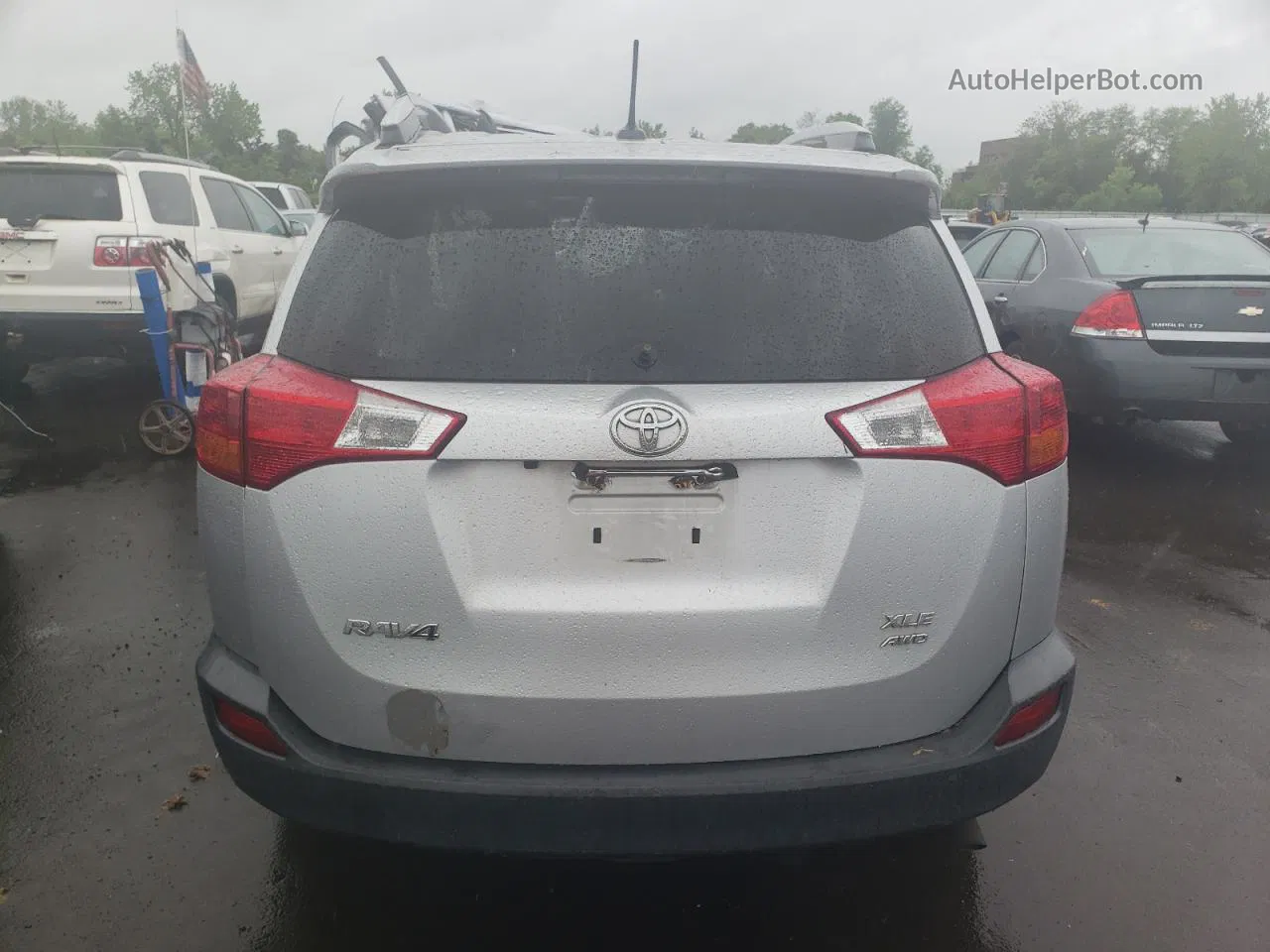 2015 Toyota Rav4 Xle Серебряный vin: 2T3RFREV0FW381934