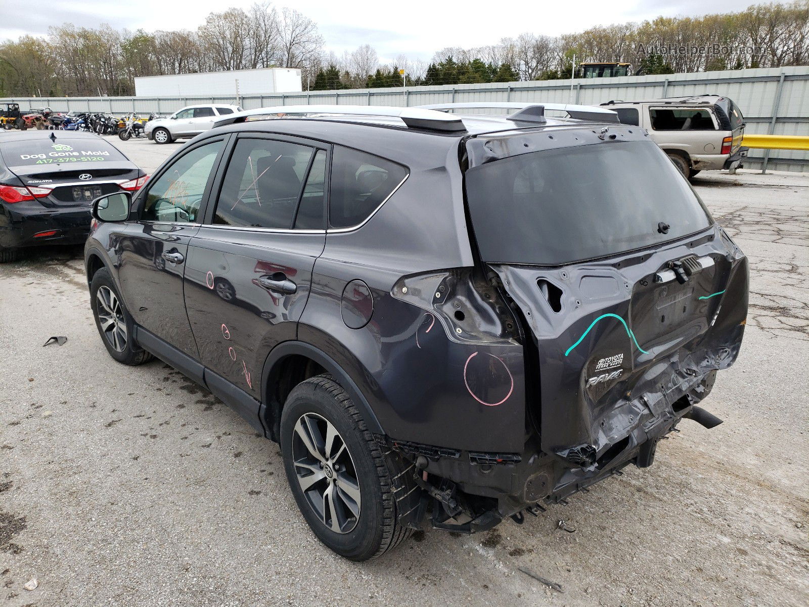 2016 Toyota Rav4 Xle Серый vin: 2T3RFREV2GW505123