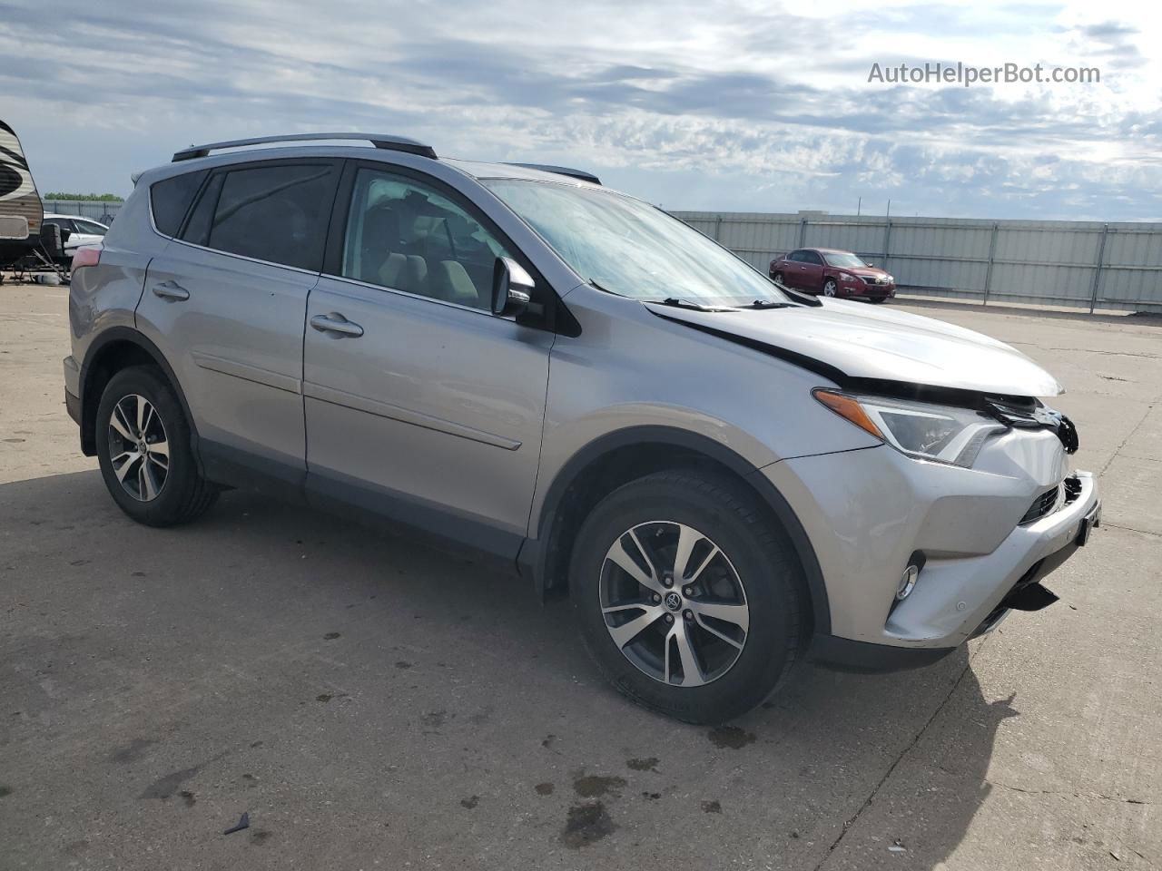 2017 Toyota Rav4 Xle Silver vin: 2T3RFREV4HW613907