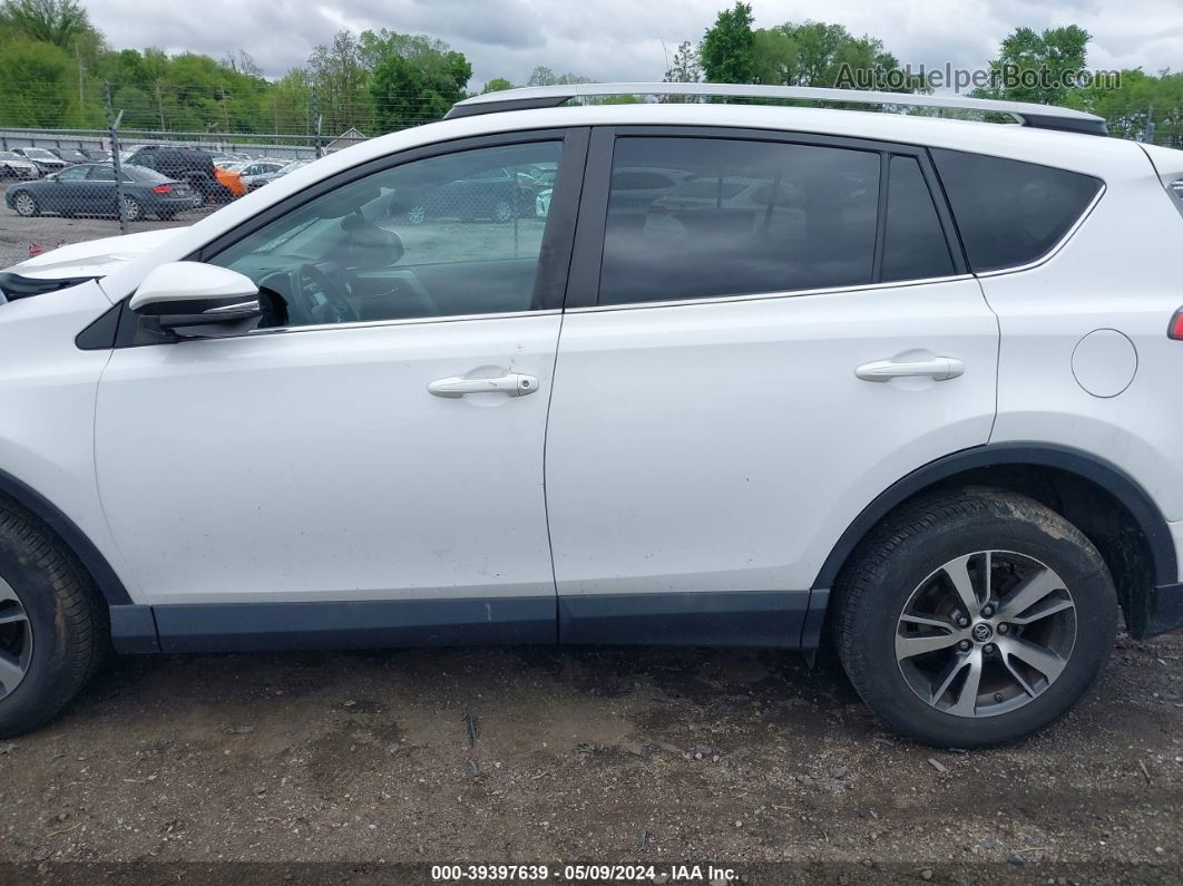 2017 Toyota Rav4 Xle White vin: 2T3RFREV4HW616306