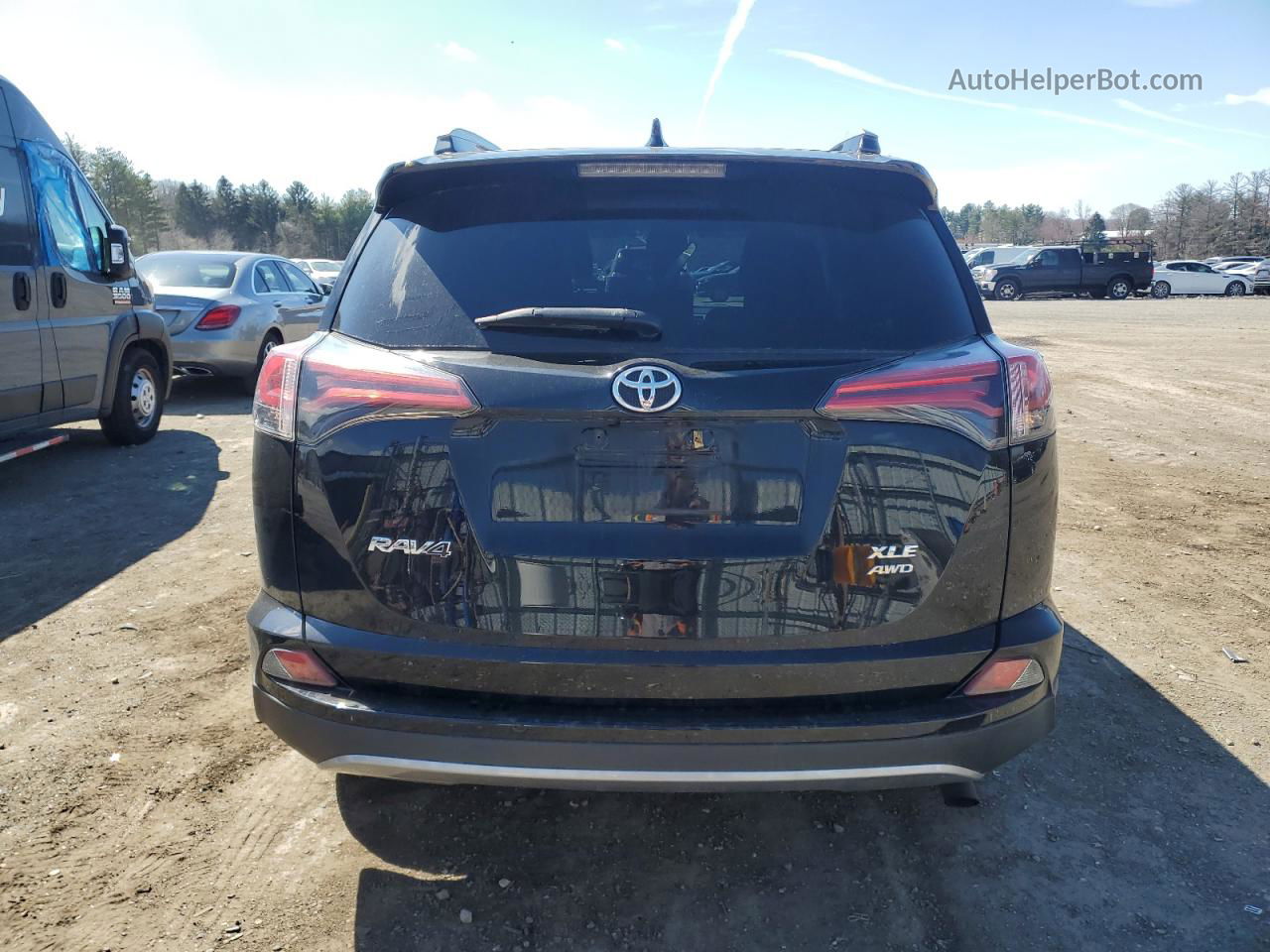 2017 Toyota Rav4 Xle Черный vin: 2T3RFREV7HW677925