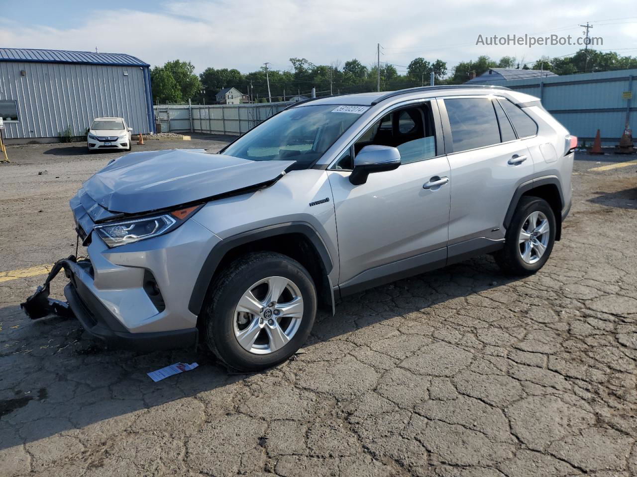 2020 Toyota Rav4 Xle Silver vin: 2T3RWRFV2LW078101